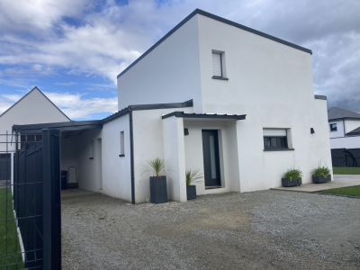 Maison contemporaine 56390 GRAND CHAMPS